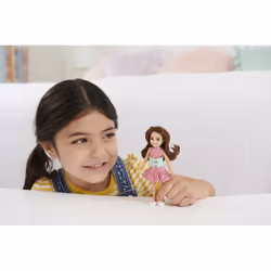 Barbie Chelsea HKD90 poupée