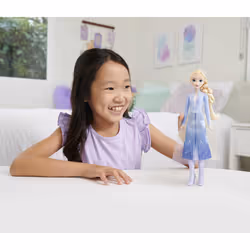 Disney Frozen HLW48 poupée