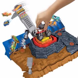 Hot Wheels Monster Trucks Arena Smashers Bone Shaker Ultimate Crush Yard Playset