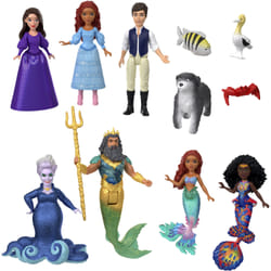 Mattel Disney The Little Mermaid Land & Sea Ariel Ultimate Story Set