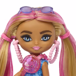 Barbie Extra HNR61 poupée