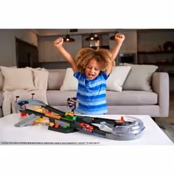 Disney Pixar Cars Disney · Pixar Cars – Circuit Course Piston Cup - Vue supplémentaire 5