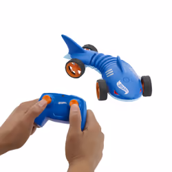 Hot Wheels RC 1:15 Scale SHARK SPEEDER RC Vehicle