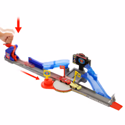 Disney Pixar Cars Disney · Pixar Cars – Circuit Course Cascade Piston Cup - Vue supplémentaire 2