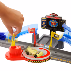 Disney Pixar Cars Disney · Pixar Cars – Circuit Course Cascade Piston Cup - Vue supplémentaire 3