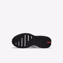 Nike DC0480-100 Chaussure d'athlétisme 29.5