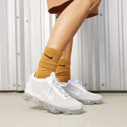 Nike DC4112-100 Chaussure d'athlétisme Femelle 38.5