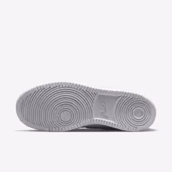Nike DN3577-100 Chaussure d'athlétisme Mâle 38.5