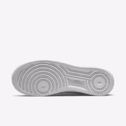 Nike DC3590-101 Chaussure d'athlétisme Femelle 38