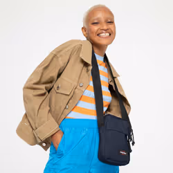 Eastpak EK000045J321 Nylon Bleu Garçon/Fille Sac à bandoulière - Vue supplémentaire 4