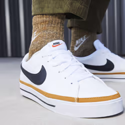 Nike DH3162-100 Chaussure d'athlétisme Mâle 38.5