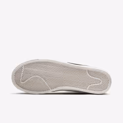 Nike DQ1470-101 Chaussure d'athlétisme Femelle 36