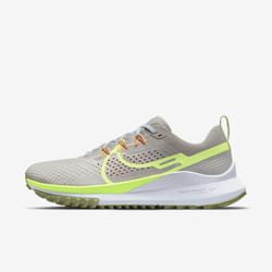 Nike DJ6158-002 Chaussure d'athlétisme Mâle 44
