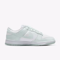 Sneakers Nike Dunk Low - Femme - Blanc - Tendance et durable