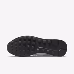 Nike DR7886-002 Chaussure d'athlétisme Femelle 35.5