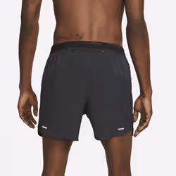 Short de running avec sous-short intégré Dri-FIT Nike Stride 13 cm pour homme - Noir