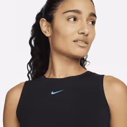 Nike DM7685-010