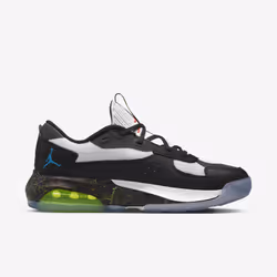 Nike DX6553-041 Chaussure d'athlétisme Mâle 41