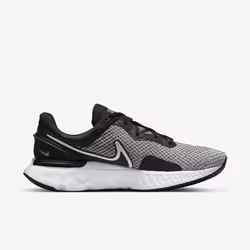 Nike DD0490-101 Chaussure d'athlétisme Mâle 41