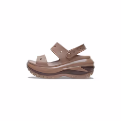 Crocs modèle Classic Mega Crush Sandal Marron