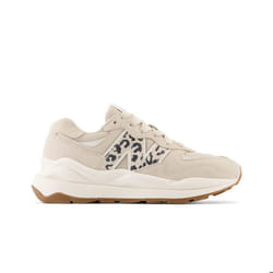NEW BALANCE W5740 APB COULEUR BEIGE APB