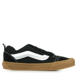 Vans modèle Knu Skool Noir - 39