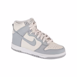 Baskets Femme - Blanc - Nike Dunk High Bg