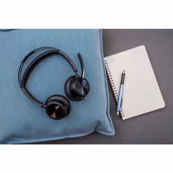 POLY Voyager Focus 2 USB-C-C Headset +USB-C/A Adapter +Charging Stand - Vue supplémentaire 8