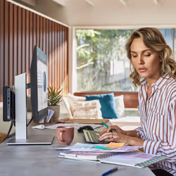HP Elite Mini 800 G9 i5-14500 16 Go 512 Go SSD Win11 Pro Mini PC Noir - Vue supplémentaire 7