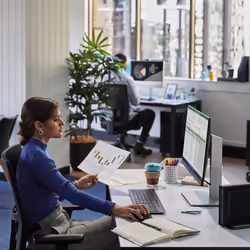 HP Pro Mini 400 G9 i3-14100T 8 Go 256 Go SSD Win11 Pro Mini PC Noir - Vue supplémentaire 7
