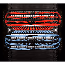 PATCHBOX P60STPXC6AX24W câble de réseau Blanc 1,8 m Cat6a U/FTP (STP)