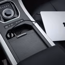AUKEY CC-Y7 chargeur d'appareils mobiles Universel Noir Allume-cigare Intérieure