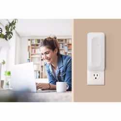 NETGEAR EAX17 routeur sans fil Gigabit Ethernet Bi-bande (2,4 GHz / 5 GHz) Blanc