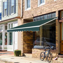 Store Banne de Balcon Rétractable avec Tissu Résistant aux uv et à l'eau, Cadre en Aluminium Angle Réglable 5-35° ,3 x 2,5 m, Vert - Costway