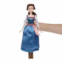 Hasbro La Belle Et La Bête - Belle Tenue De Villageoise