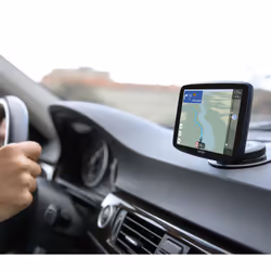 TomTom GO Classic navigateur Fixé 15,2 cm (6") Écran tactile Noir