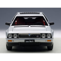 AUTOart 74772 modèle à l'échelle Modèle de voiture de sport Pré-assemblé 1:18