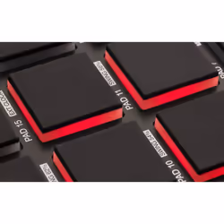 Akai MPD218 table de mixage audio Noir - Vue supplémentaire 4