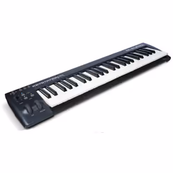 M-AUDIO Keystation 49 MK3, 49 touche(s), Boutons, USB, 2048 Mo, Windows 10, Windows 7, Windows 8, Windows Vista, Windows XP H ...