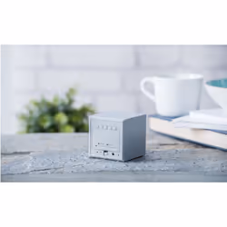 Gingko Design Cube Click Clock Réveil numérique Aluminium