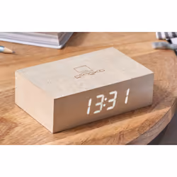 Gingko Design Flip Click Clock, Réveil numérique, Rectangle, Couleur érable, Blanc, 12/24h, Tactile, Chine