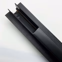 Notre Rail Magnétique Encastré 48V 2m NOIR s'encastrera parfaitement dans un faux-plafond. Caractéristiques du Rail Magnétiqu ...