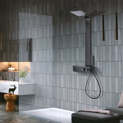 Description générale Savourez le plaisir de prendre une douche avec le système de douche NT038 Pro de BERNSTEIN. Ce système e ...