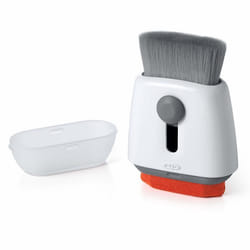 Accessoire de nettoyage - OXO - 12246100UK - Brosse 2-en-1 - Mécanisme rétractable - Microfibre