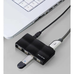 Belkin 4-Port USB 2.0 480 Mbit/s Noir