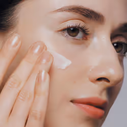 Future Solution Lx Crème de Nuit Régénérante Totale 50 ml - Vue supplémentaire 2
