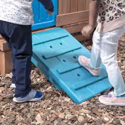 Step2 Woodland Adventure Playhouse & Slide - Vue supplémentaire 16