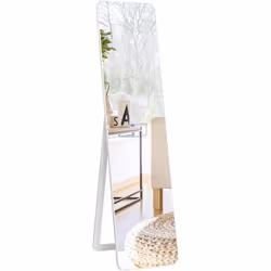 Description générale Ce miroir sur pied de 160 cm x 37 cm est conçu pour refléter votre beauté de la tête aux pieds. Fabriqué ...