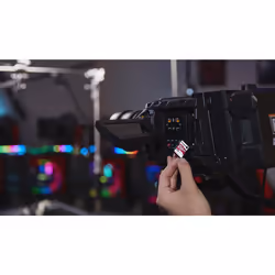 Kingston Technology 256 GB Canvas React Plus SDXC UHS-II 300R/260W U3 V90 for Full HD/4K/8K - Vue supplémentaire 5