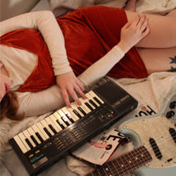 Alive AG Collection CD Indienne Soccer Mommy